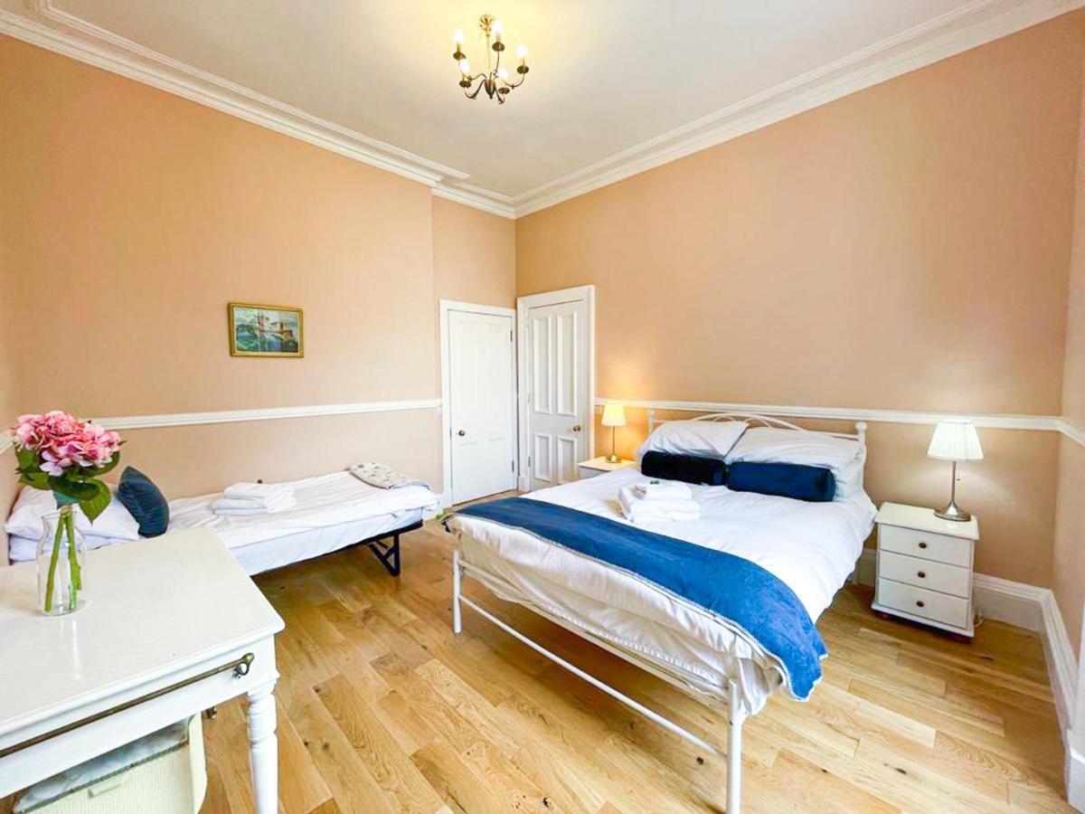 Remarkable 5Br Townhouse With Garden, Sleeps 12 Edimburgo Exterior foto