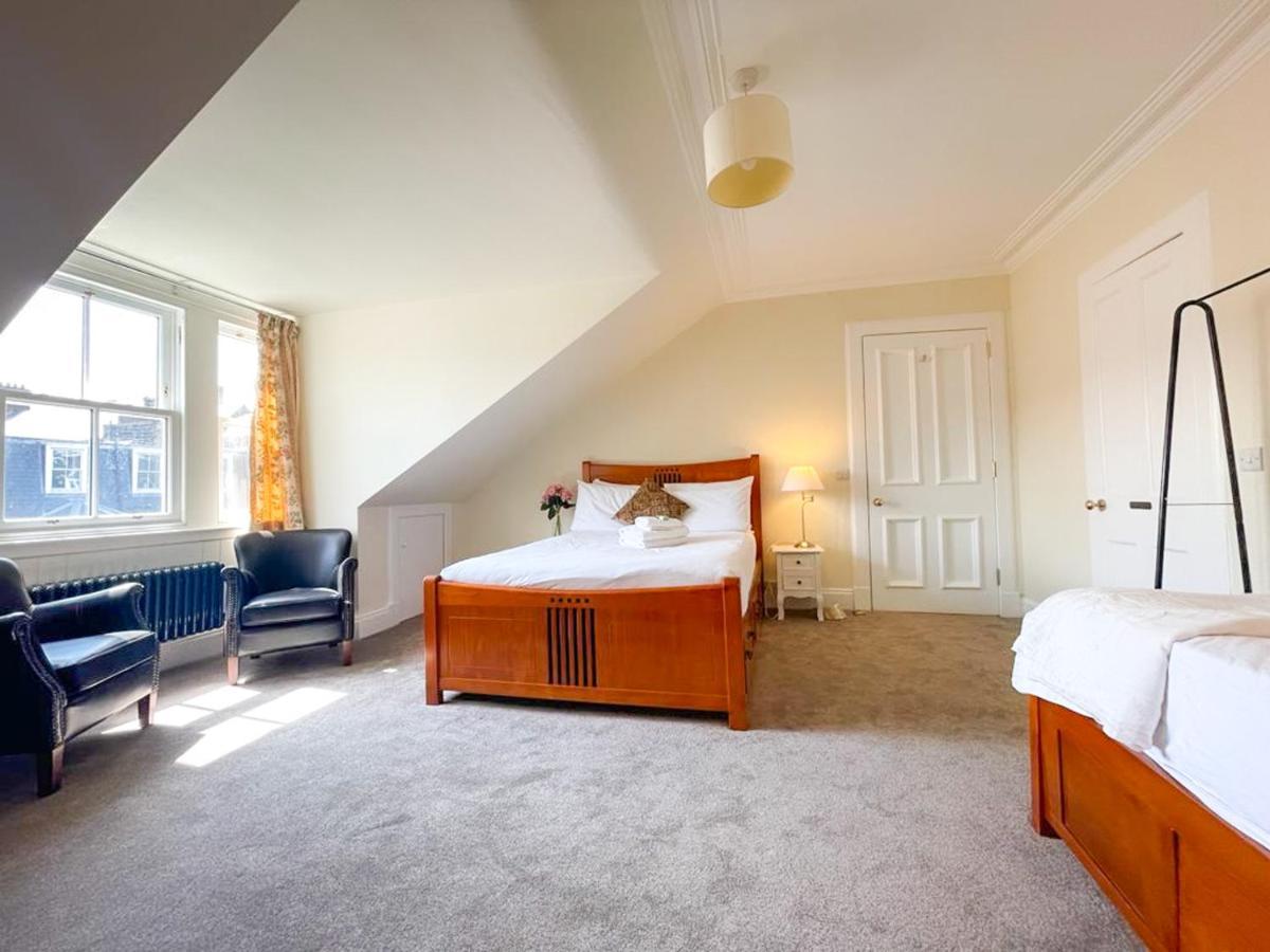 Remarkable 5Br Townhouse With Garden, Sleeps 12 Edimburgo Exterior foto