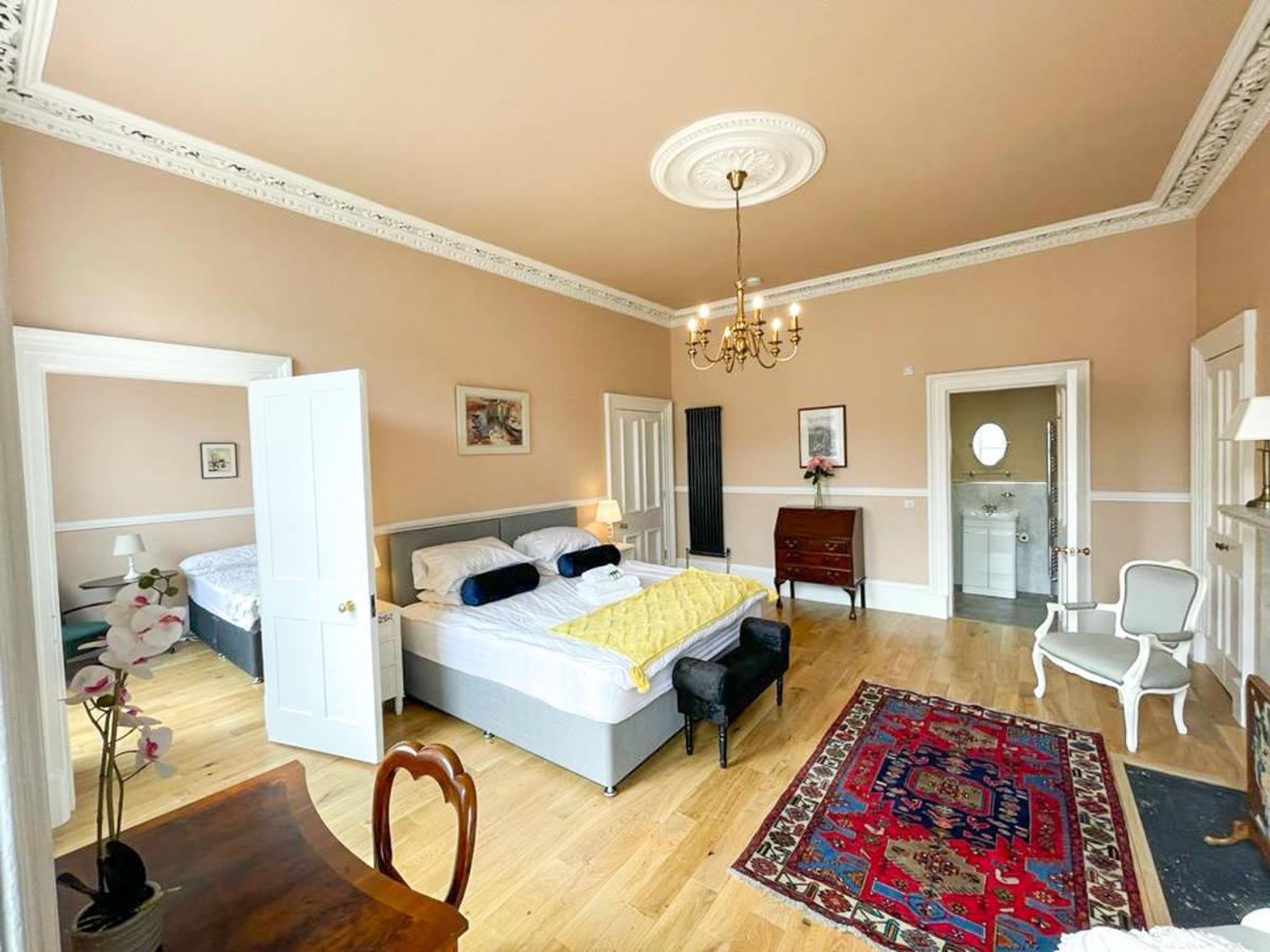 Remarkable 5Br Townhouse With Garden, Sleeps 12 Edimburgo Exterior foto